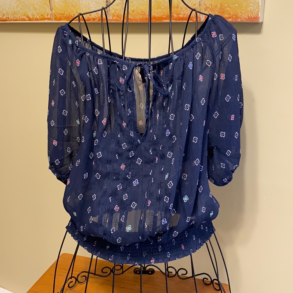 NWT Hollister sheer blouse & bag